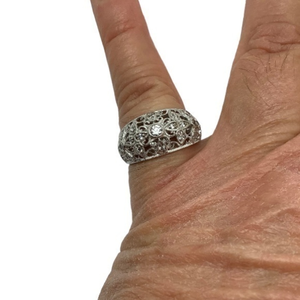 Tacori .925 Silver Filigree Dome Ring with Clear Stones - Women Jewelry